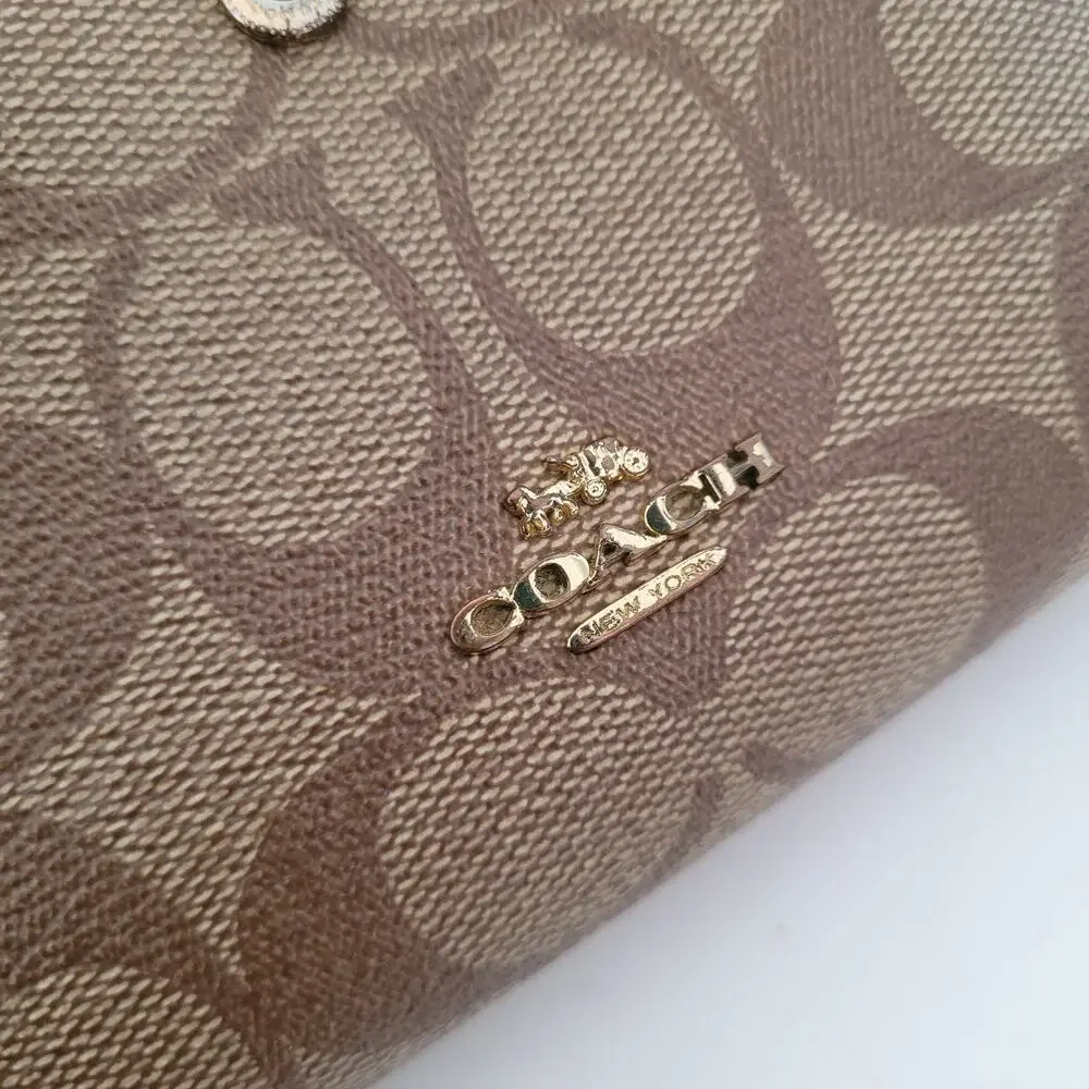 Coach Wallet‎ Crossgrain Leather Monogram Black Tan Medium Bifold Logo Compact